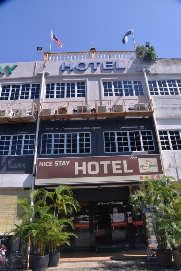 Nice Stay Hotel Raub Eksteriør billede
